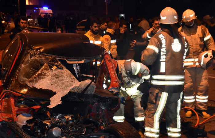 İstanbul'da ölümlü, zincirleme trafik kazası