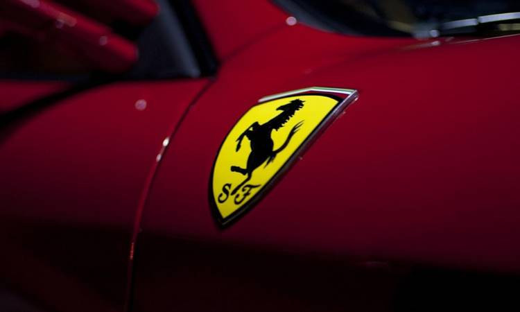 Ferrari, yeni 'özel seri' modeli ile görücüye çıkacak