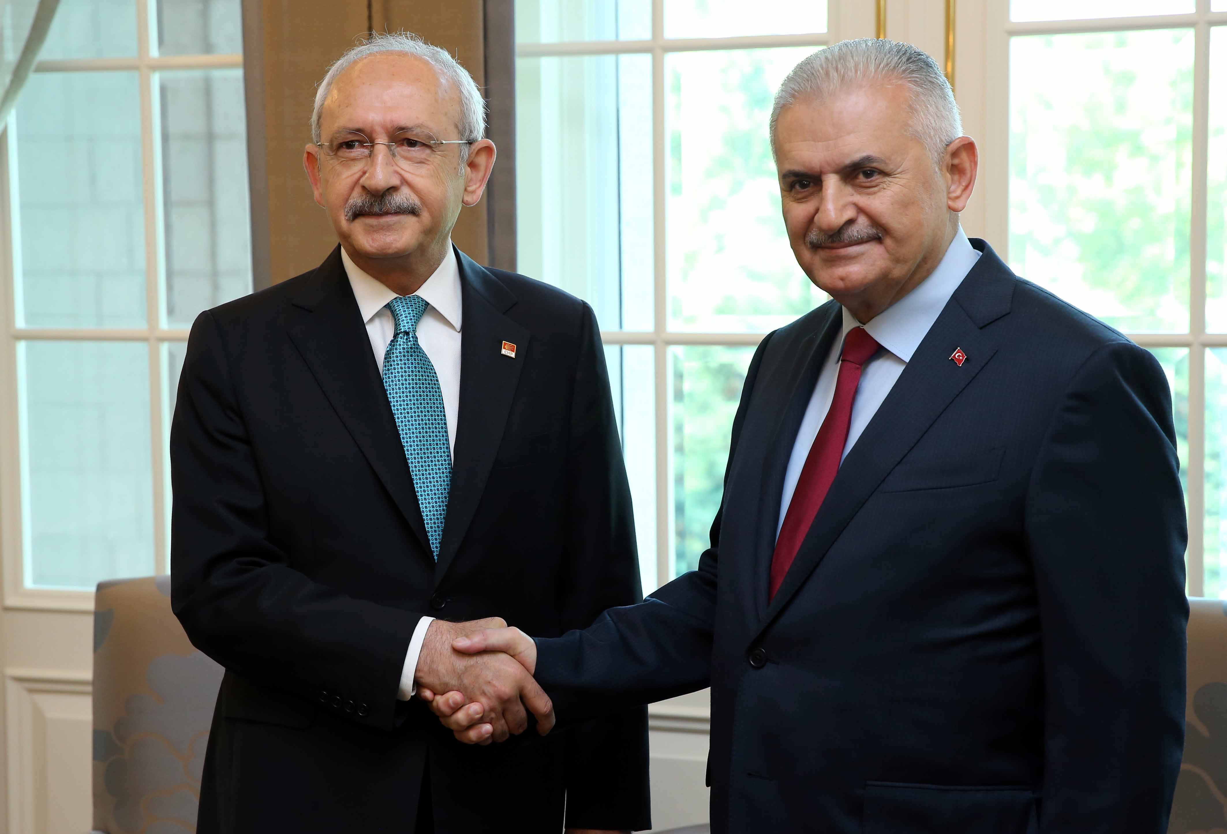 Başbakan Yıldırım'dan, Kılıçdaroğlu'na tebrik