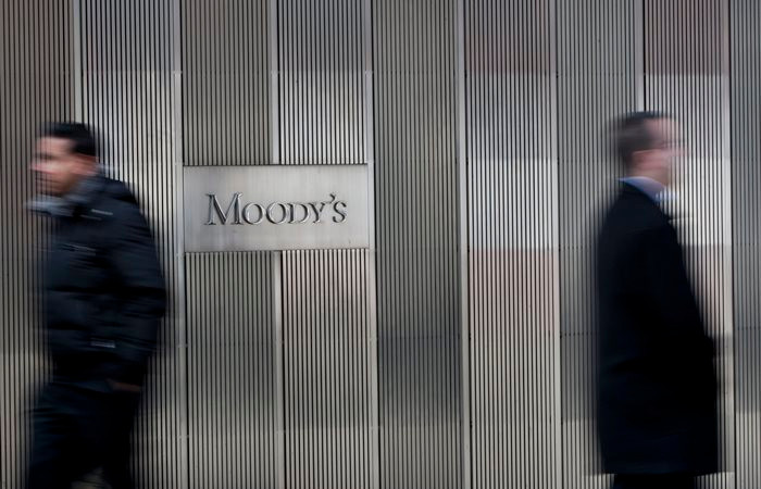 Moody's Venezuela'nın kredi notunu düşürdü