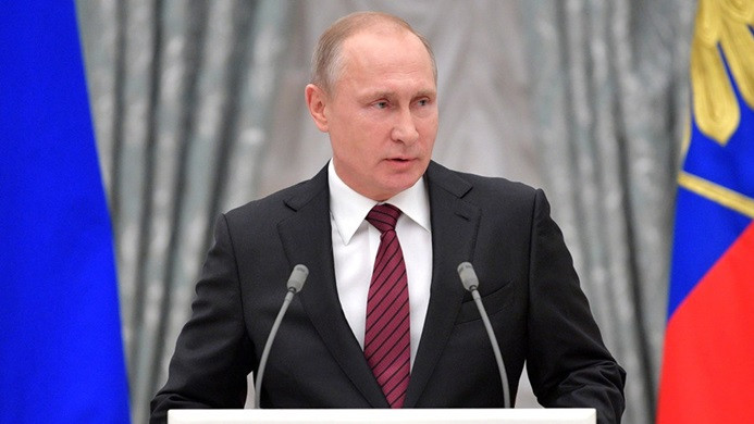 Rusya'da seçimin galibi Putin