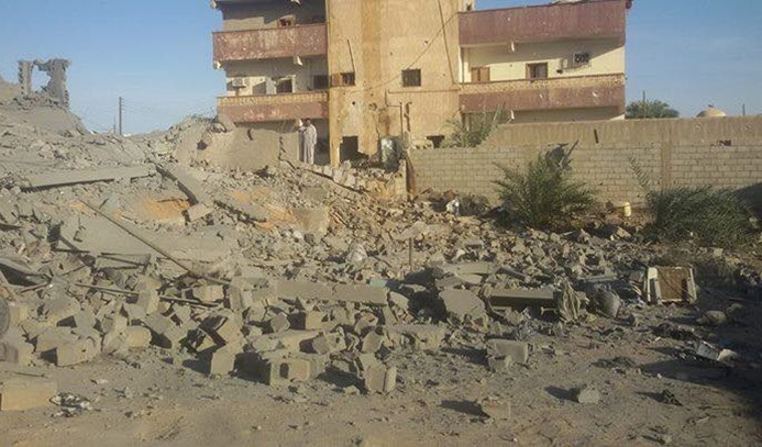 Libya'da aidiyeti belli olmayan uçakla saldırı: 2 ölü