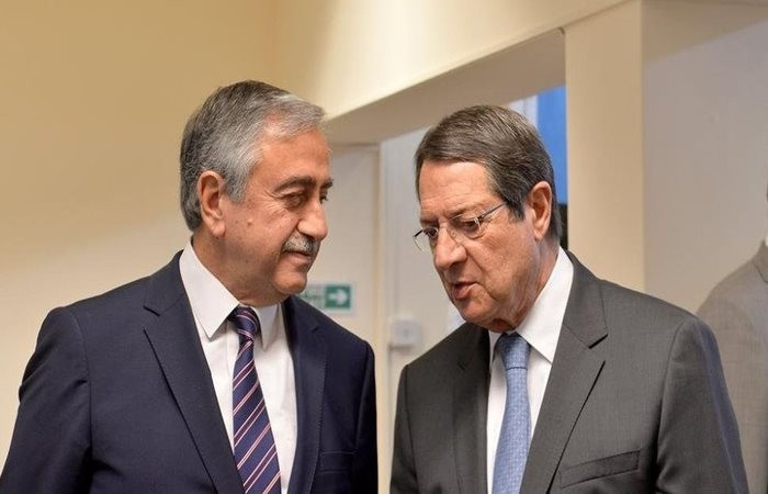 Kıbrıslı liderler yeniden masaya oturuyor