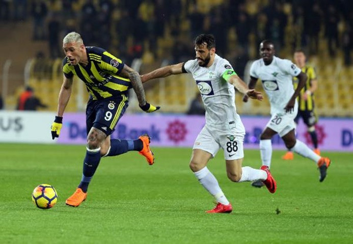 Fenerbahçe kendi sahasında kaybetti