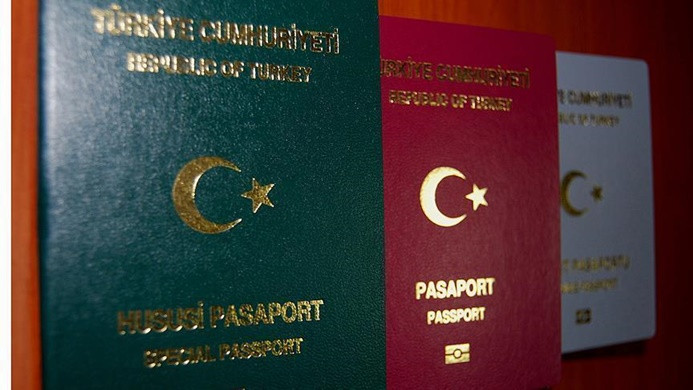 Diplomatik ve hizmet pasaportlu 1058 kişiden Almanya'ya iltica talebi
