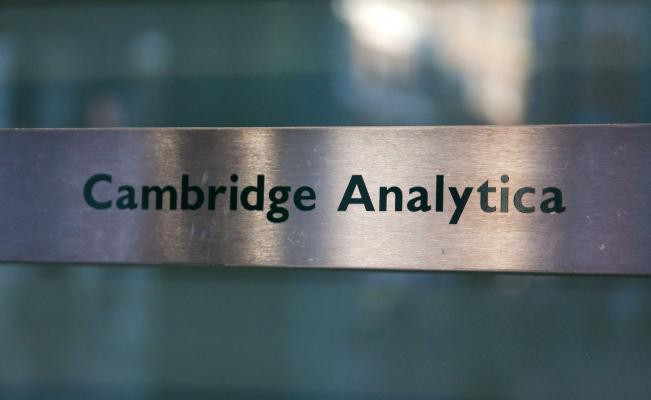 Cambridge Analytica'da ikinci CEO değişikliği