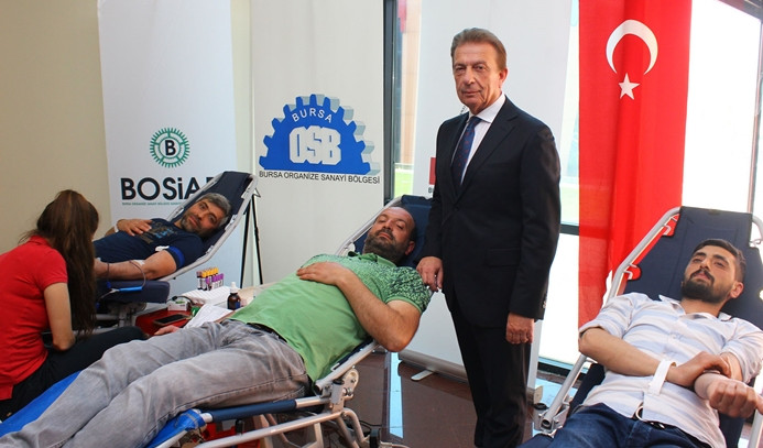Bursa iş dünyası, Kızılay’a kan bağışıyla destek oldu