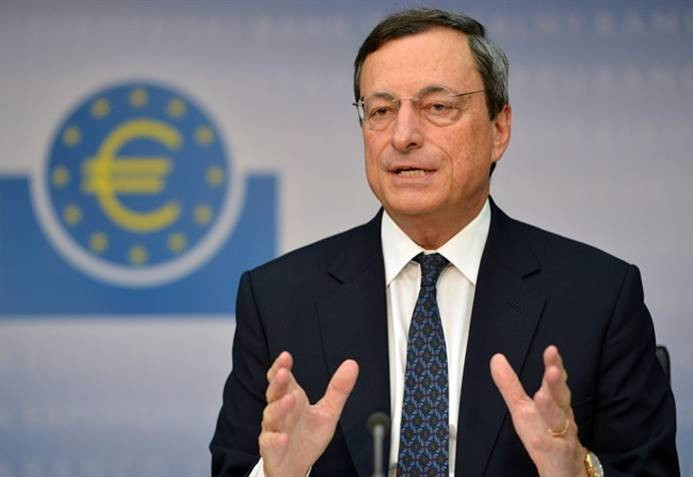 Draghi: Ekonomik büyüme ılımlı seyrediyor