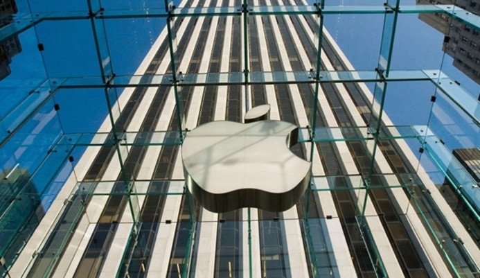 Apple 1 trilyon dolara çok yaklaştı