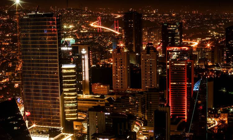 İstanbul’da oteller doldu, oda fiyatları yüzde 50 arttı
