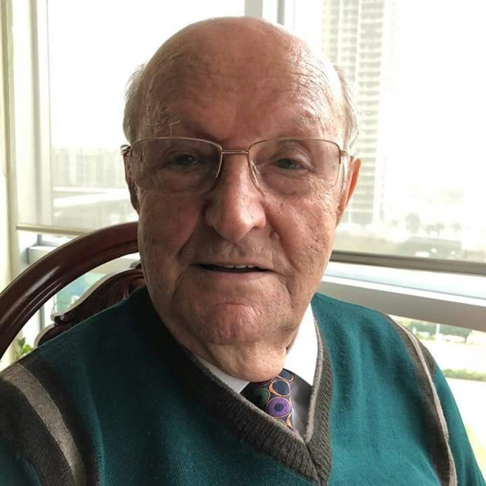 Eski rektör Çevik kazada hayatını kaybetti
