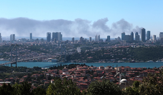 İstanbul'daki yangın kontrol altına alındı