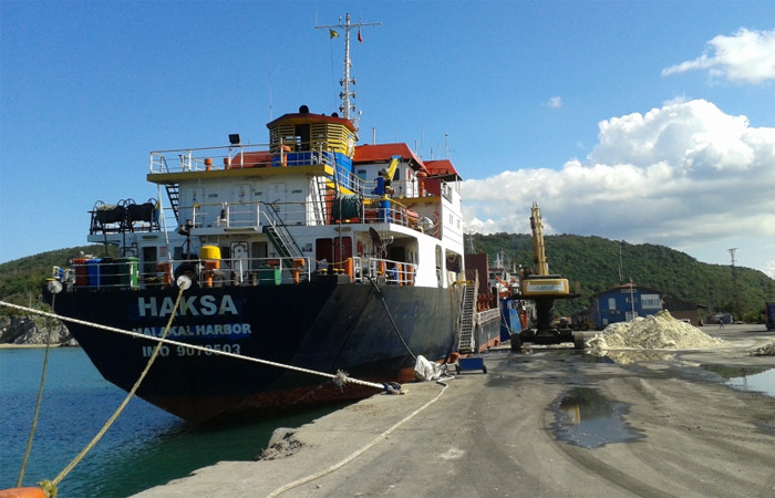 Hırvatistan'daki Türk gemisini kurtarma çalışmaları devam ediyor