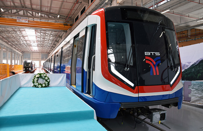 İlk metro Tayland'a doğru yola çıkıyor