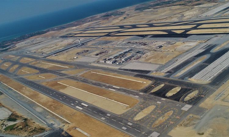 İstanbul Yeni Havalimanı'na ilk uçak bugün inecek