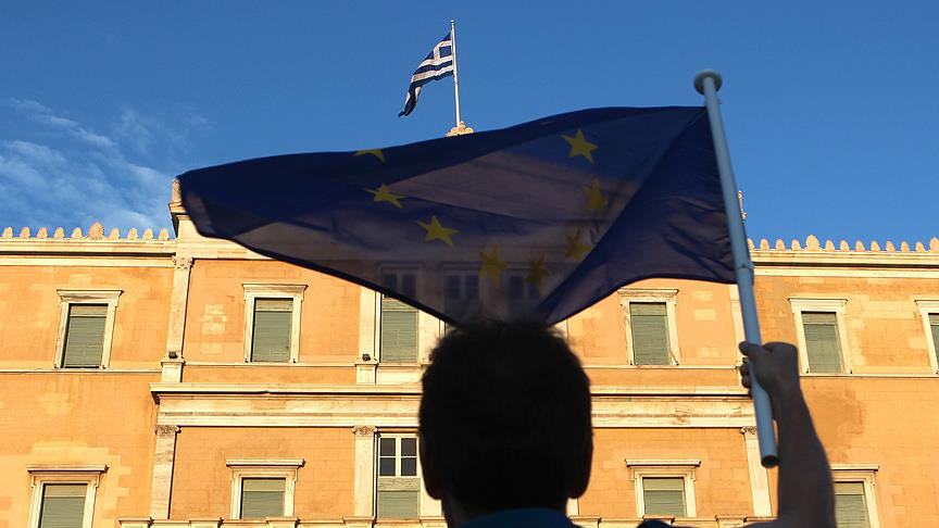Yunanistan'ın borçları hafifletildi