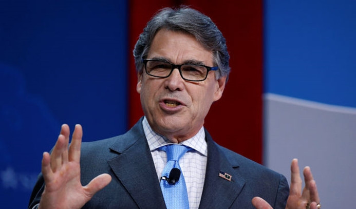 ABD Enerji Bakanı Perry fosil yakıtları savundu