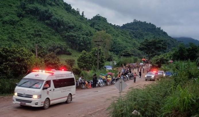 Tayland'daki 12 çocuğun tamamı kurtarıldı