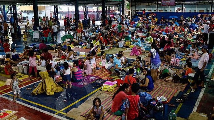 Filipinler'de 'Henry' fırtınası 71 bin kişiyi yerinden etti