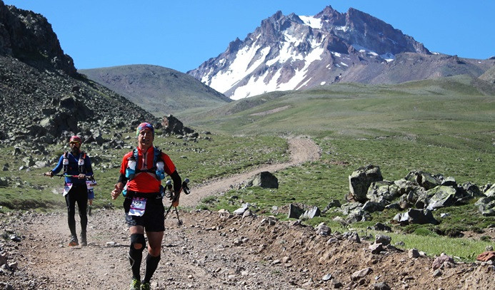 200 atlet Erciyes’in volkanik tepelerinde koşacak