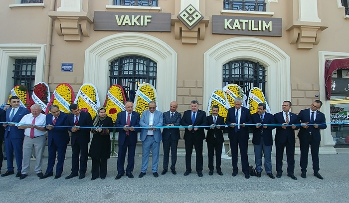 Vakıf Katılım İzmir'de 2. şubesini açtı