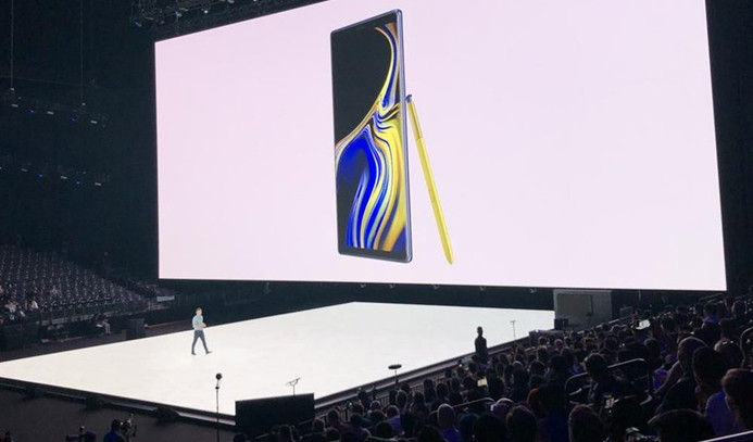 Samsung Note 9'u tanıttı