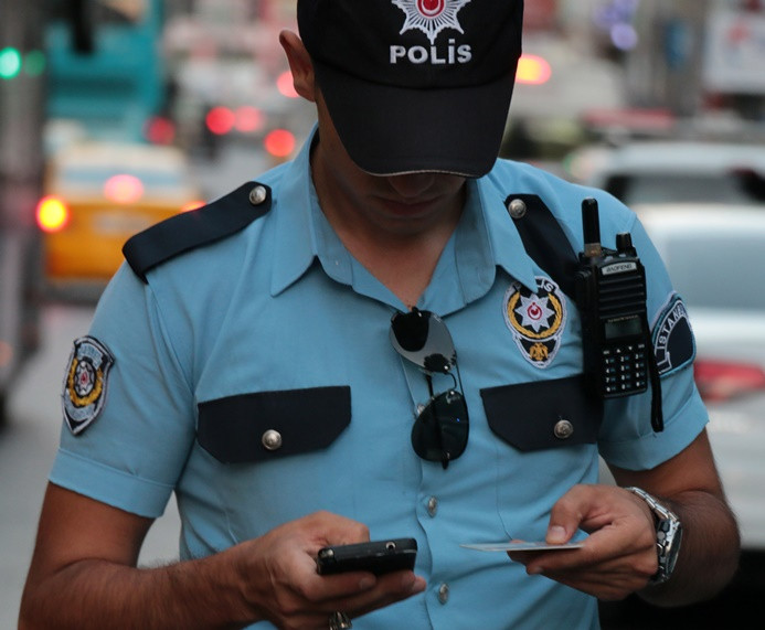 İstanbul'da 5 bin polisle 39 ilçede denetim