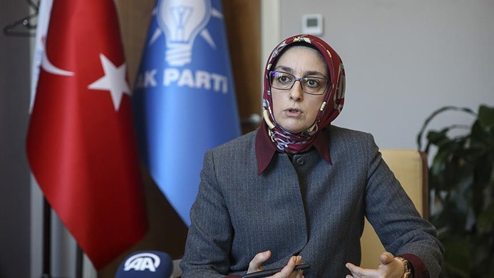 Çam, AK Parti Kadın Kolları Başkanlığına yeniden seçildi