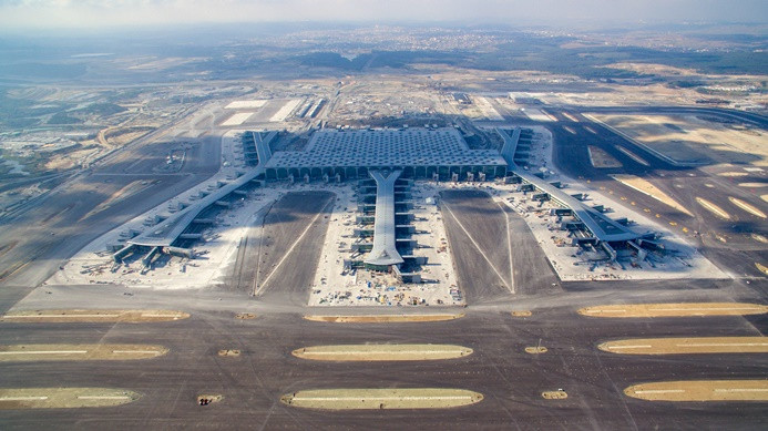 Turhan: Yeni havalimanında saatlik iniş-kalkış kapasitesi 60 olacak