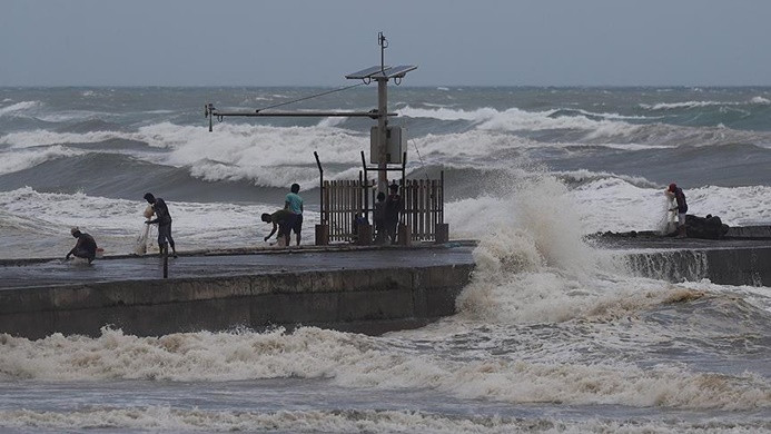 Filipinler'deki Mangkhut tayfununda ölü sayısı 64'e yükseldi