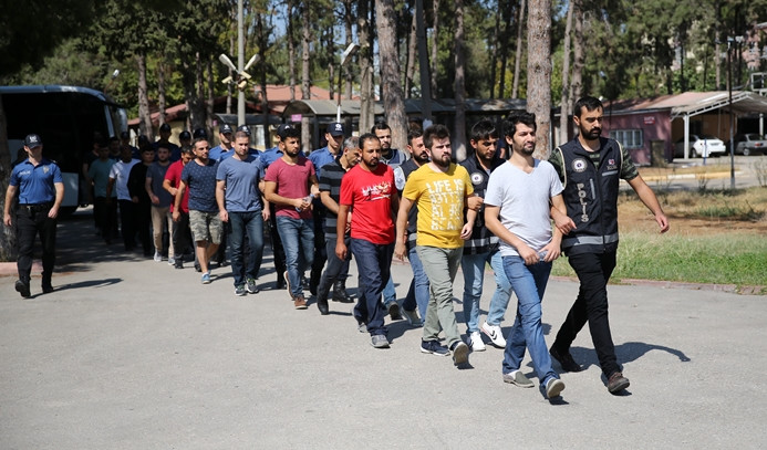 Adana merkezli operasyonda 12 tutuklama