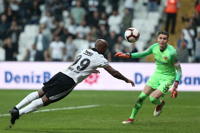 Beşiktaş Kayserispor engelini 2 golle geçti