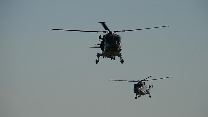 Suudi Arabistan'da askeri helikopter düştü