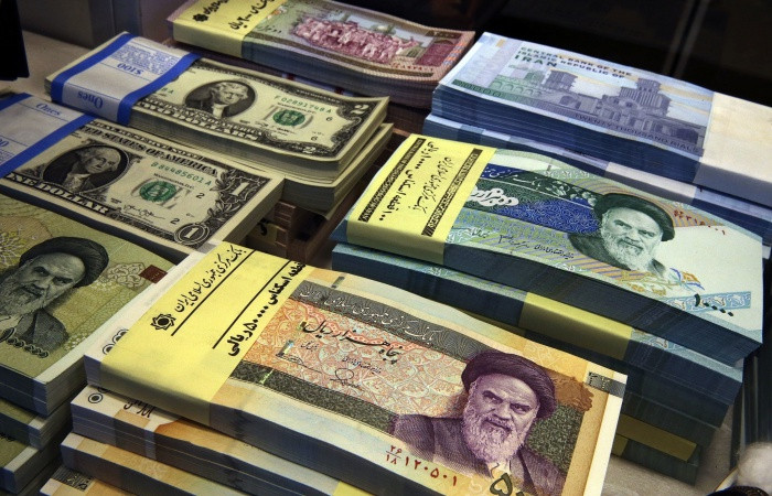 İran parasından 4 sıfır atacak