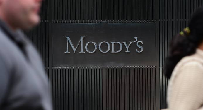 Moody's 'negatif' konuştu