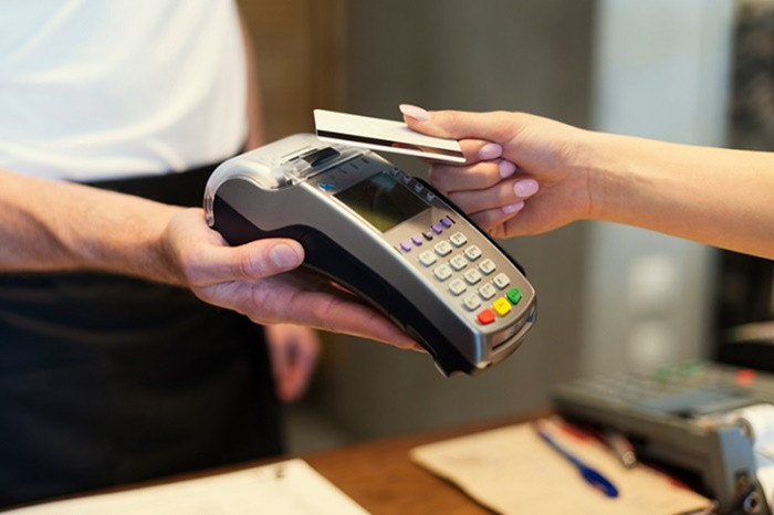 Perakendecilerden bankalara kredi kartı erken ödeme faizlerini düşürme çağrısı