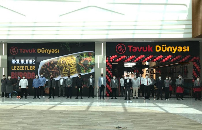 tavuk dunyasi istanbul daki 75 inci restoranini acti dunya gazetesi